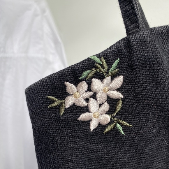 Topshop embroidered jean dress - Picture 4 of 4